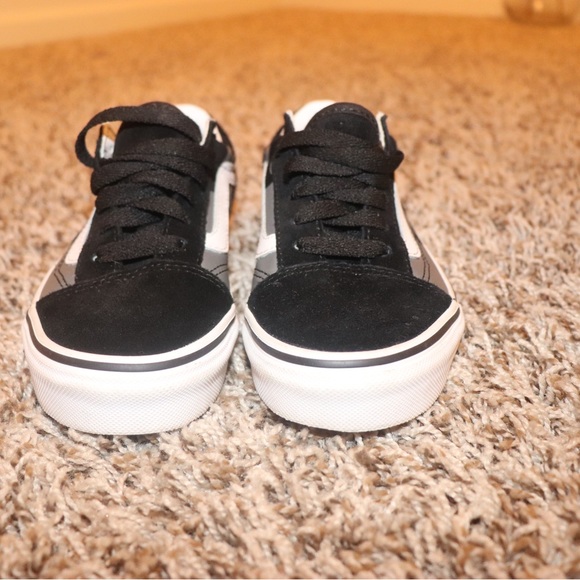 Black, white, & gray Vans - Picture 2 of 8